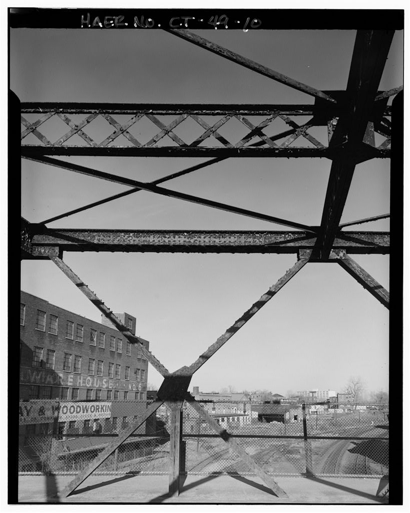 INDUSTRIAL AREA NORTHWEST OF BRIDGE, SEEN THROUGH CENTER PANELS, VIEW NORTH - Walnut Street Railroad Bridge, Walnut…