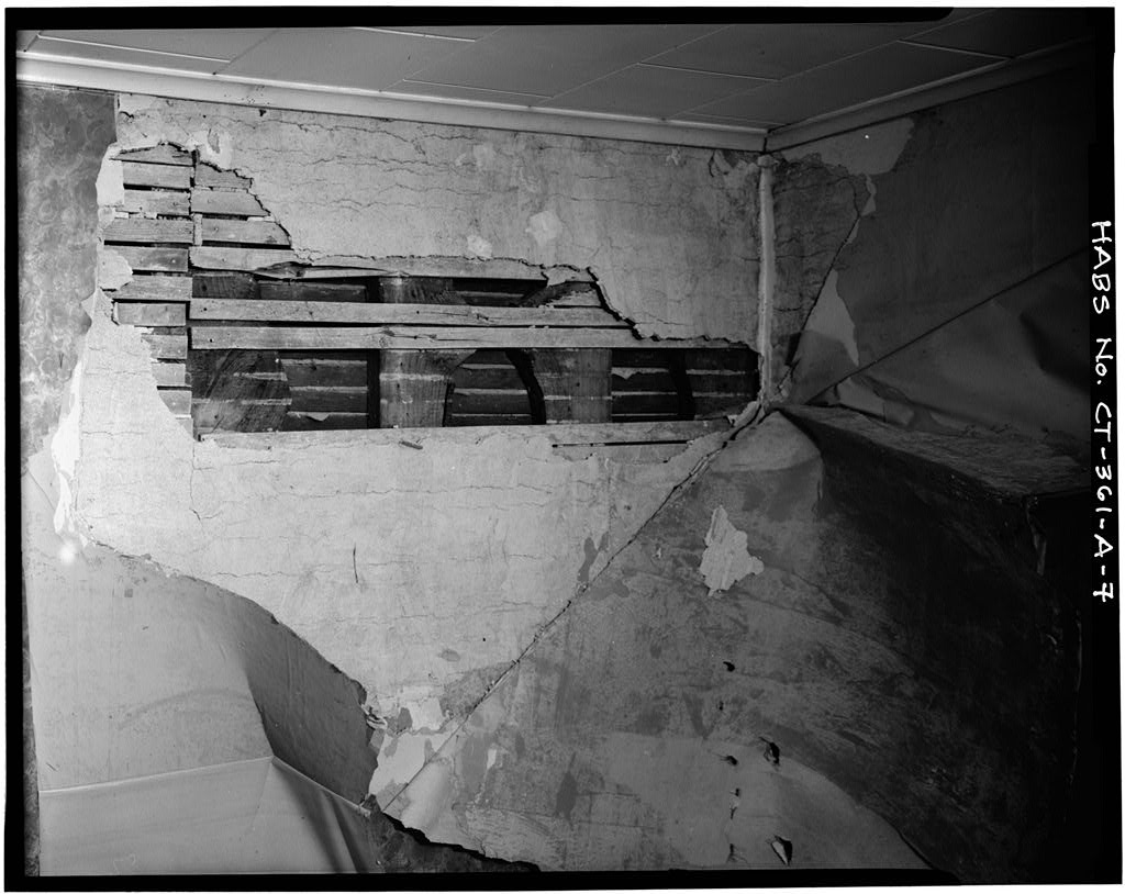 Second floor, south rear room, detail of partition construction